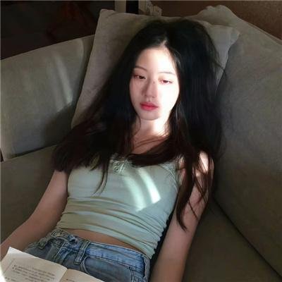 清秀俏佳人